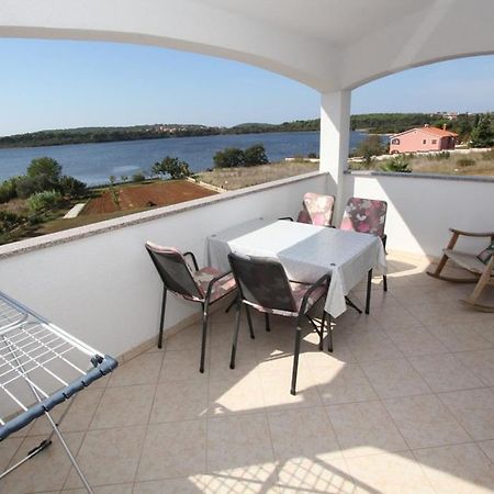 Apartments Anita Помер Екстериор снимка
