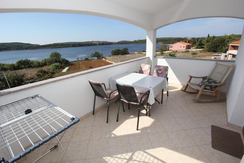 Apartments Anita Помер Екстериор снимка