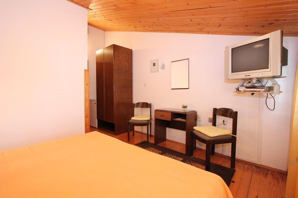 Apartments Anita Помер Екстериор снимка