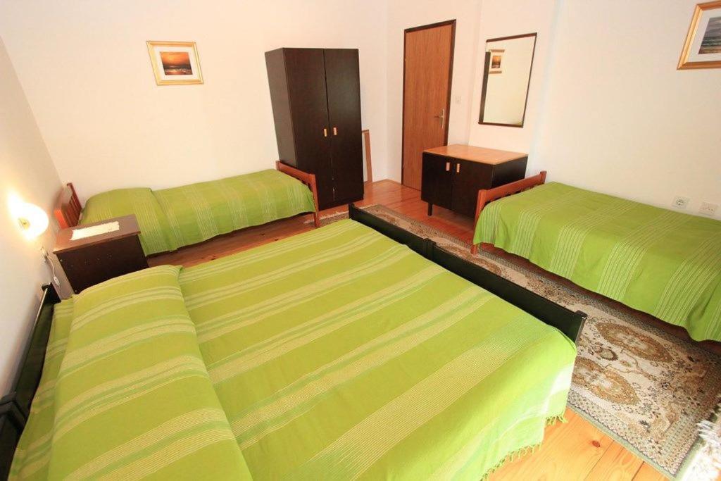 Apartments Anita Помер Екстериор снимка