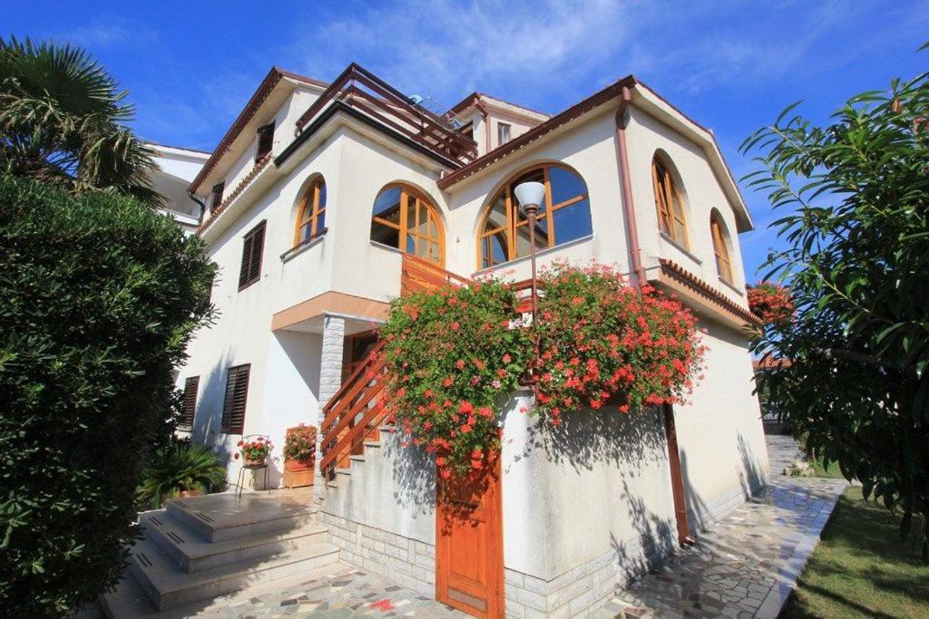 Apartments Anita Помер Екстериор снимка