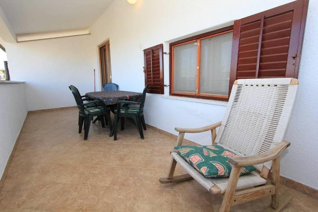 Apartments Anita Помер Екстериор снимка