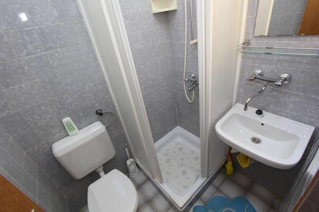 Apartments Anita Помер Екстериор снимка